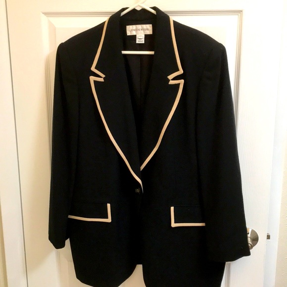Jones New York Jackets & Blazers - Jones New York Navy Wool Blazer Size 18W